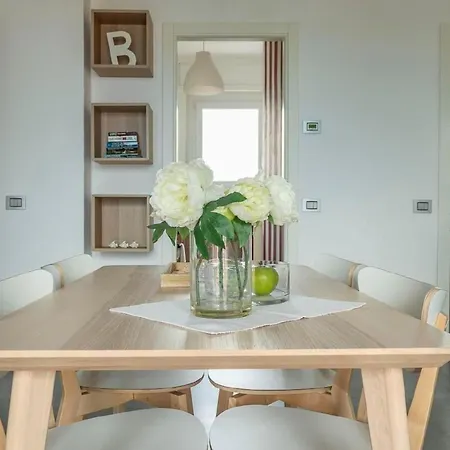 La Terrazza' Mit Seeblick By Interhome 아파트