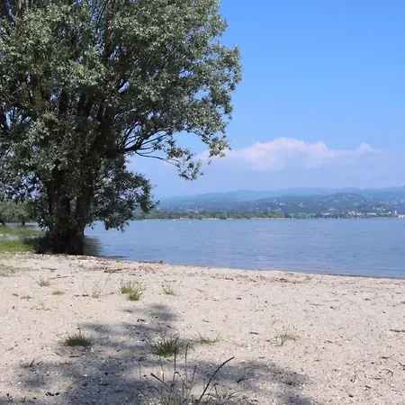 La Terrazza' Mit Seeblick By Interhome *