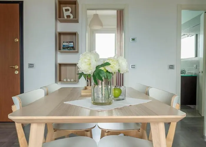 La Terrazza' Mit Seeblick By Interhome Apartament